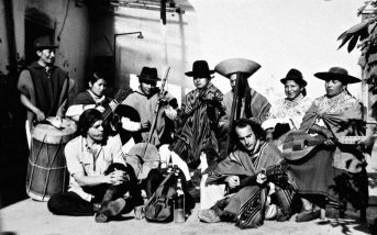 Los inicios. Sentados: (izq.) Lautaro Fernández, asesor de Sayce y (der.) Chopin Thermes.