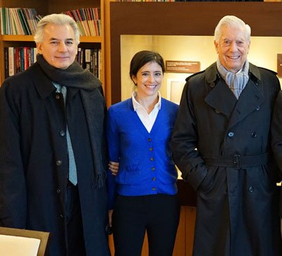 Gabriela Calderón 4 En la presentación del libro El estallido del populismo, prologado por Mario Vargas Llosa.