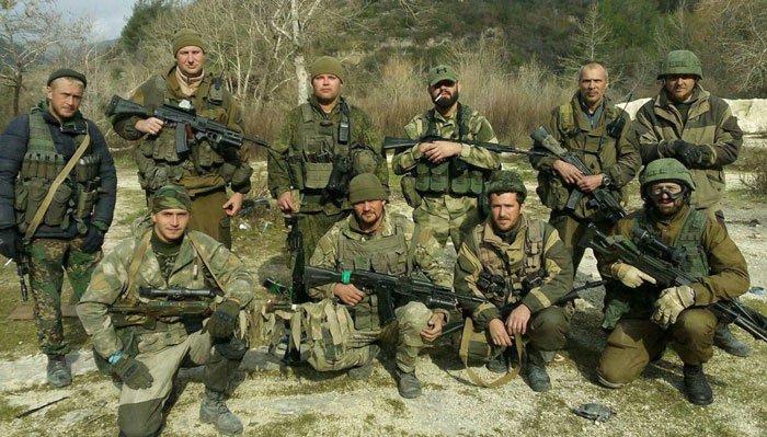 Para caerse, a Nicolás Maduro sólo le falta la leve brisa de… el aleteo de una mariposa 4 Pol-int--4