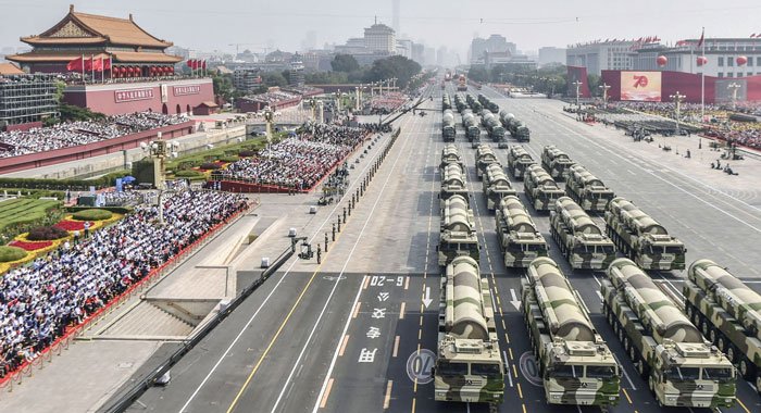 La era del Emperador Rojo 1 Pol-int---1