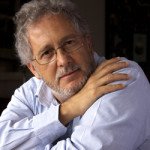 Literatura colombiana: un espejo poco complaciente. 1 Héctor Abad Faciolince.