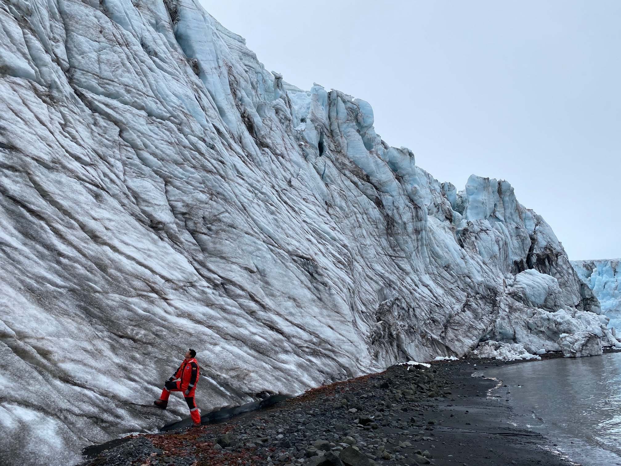 Territorio ecuatoriano en el confín del mundo. 1 2 word image 100