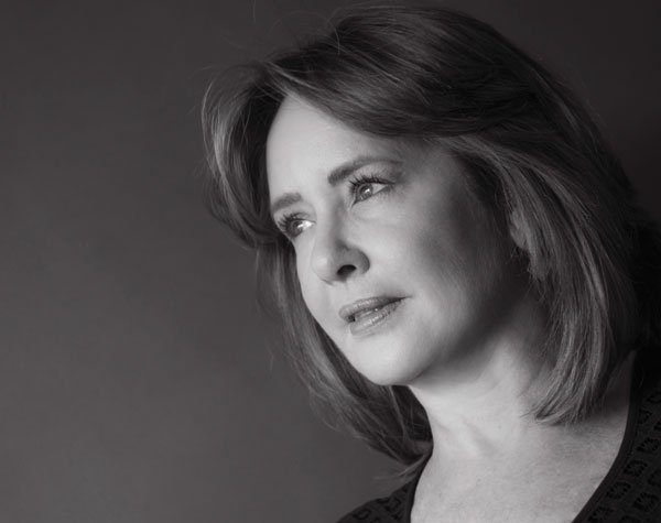 Luz Elena: periodismo + política + turismo. 1 Entrevista---1