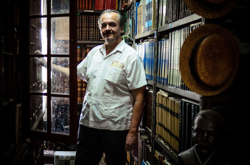 Las obsesivas pasiones de Melvin Hoyos 1 _amd8779