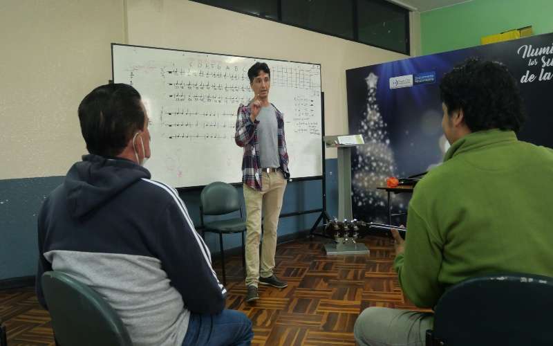 El arte es el camino para la transformación social 2 Artisteca arte Quito