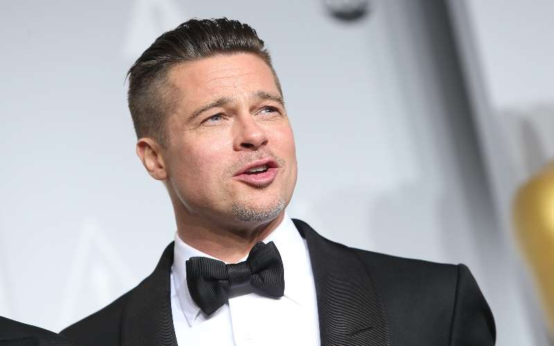 Brad Pitt, un escultor inesperado 1 Brad Pitt escultor uno