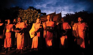 El tránsito hacia el más allá: rituales mortuorios en el Ecuador 5 Budismo-entierro (1)