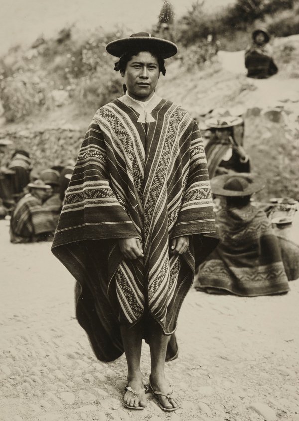 La magia de Martín Chambi. 3 Indio de Quiquijana, Cusco, 1920-1930.