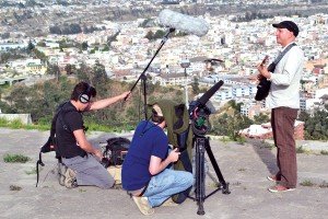 Aguirre filma su historia y retrata al desarraigo 1 DarioAguirre_AndresGalarza_SantiagoOviedo©Filmtank