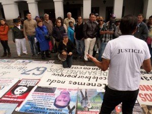 Un lirio por los desaparecidos. 1 SAMSUNG CAMERA PICTURES