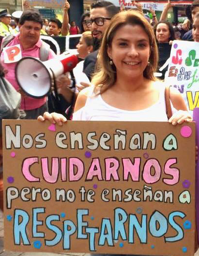Silvia Buendía. Defensora de minorías sexuales 2 Abogada y defensora de minorías sexuales. Sí. Soy una mujer de izquierda, vengo de una familia de izquierda, y la izquierda que practico es una izquierda progresista.