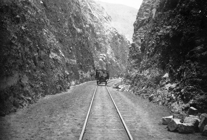 El camino a Esmeraldas, el fracaso permanente. 1 Esmeraldas--1