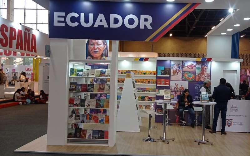 Las raíces y su literatura en la Feria Internacional del Libro de Bogotá (FILBo) 1 Feria Internacional del Libro de Bogotá FILBO