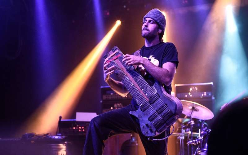 Félix Martin, virtuosismo en 18 cuerdas 1 Félix Martin