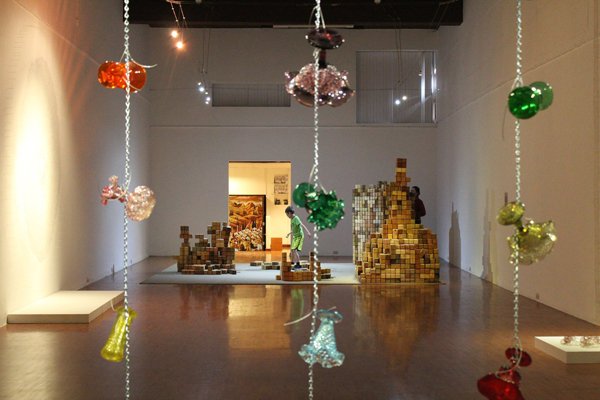 Crónica de la Bienal de Cuenca. 1 Galería-0---1