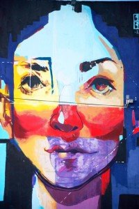 Arte urbano: el desenfado en los muros. 7 Belenbike (Belén Jaramillo), Quito.