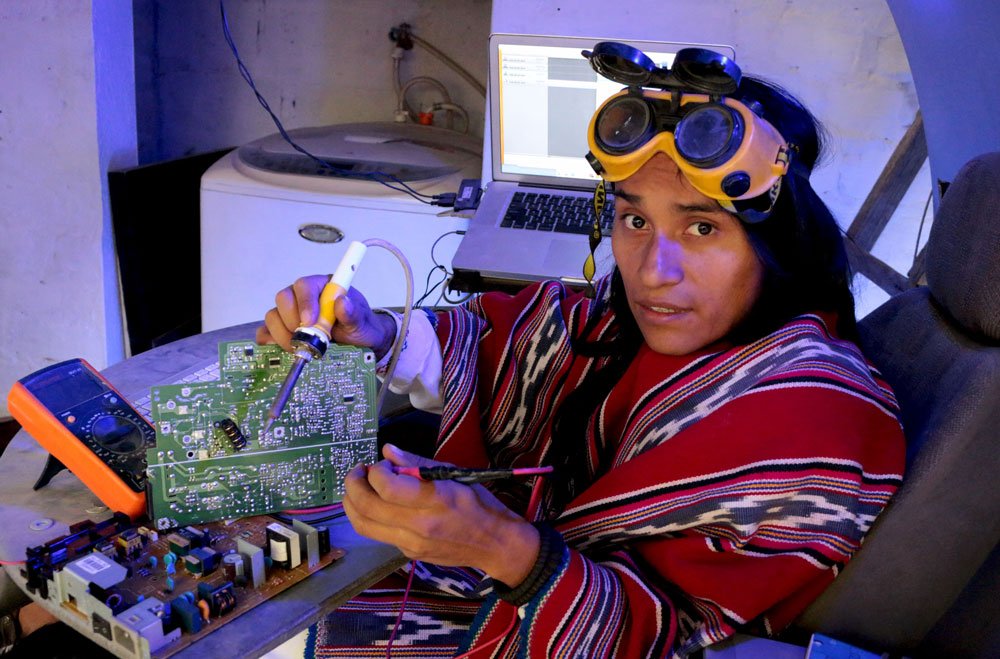 El inventor que mira para abajo 2 img_6568