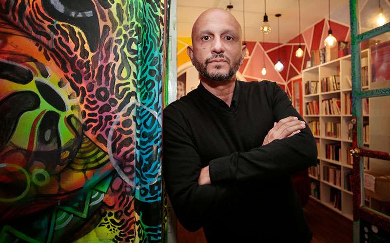 Jorge Carrión, un escritor nada artificial 1 JORGE CARRION