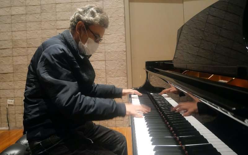 La ‘música cuántica’ de Juan Esteban Valdano 1 Juan Esteban Valdano