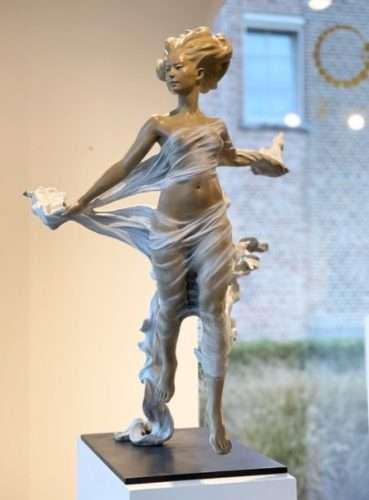 Las esculturas de Luo Li Rong vuelan entre viento y fantasía 4 Luo Li Rong esculturas