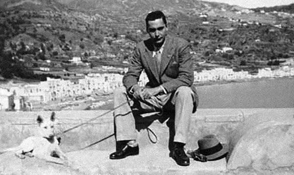 Una contradicción llamada Malaparte. 3 Durante el exilio en Lipari, archipiélago al norte de Sicilia, 1934.
