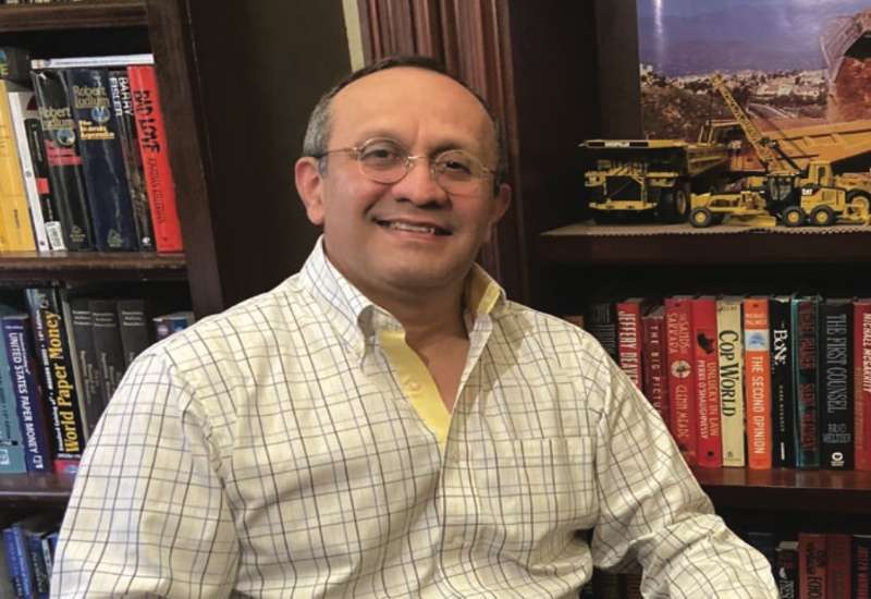 Marco Robayo, un apasionado por la novela histórica y colonial 1 Marco Robayo