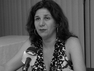 Martha Roldós jugaba a ser detective 3 Martha-Asamblea