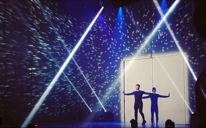 Miguel Ángel Murgueytio transforma el espacio a través de la luz 1 Miguel Ángel Murgueytio