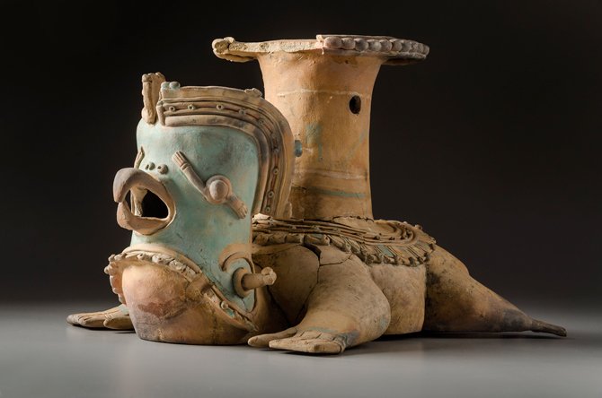 Al rescate del Museo de Jama. 2 Recipiente ornito-antropomorfo (conjunción ave-humano). Jama-Coaque (350 a. C.-1532 d. C.).