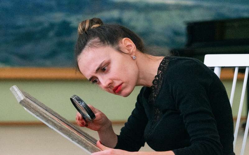 ¿Cómo detectar obras falsificadas dentro del arte ecuatoriano? 1 Obras de arte falsas falsificadas