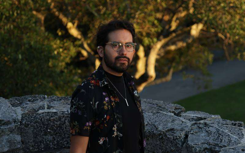 'Bouquet’, la ofrenda narrativa de Óscar Molina V. 1 bouquet