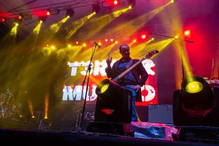 Pablo Mora, un multifacético artista del vidrio 7 Pablo Mora artista del vidrio