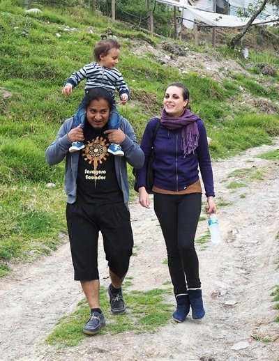 Samuel Ortega. Familia es familia. 5 El chef junto a su hijo Samuel y su esposa, Cristina.