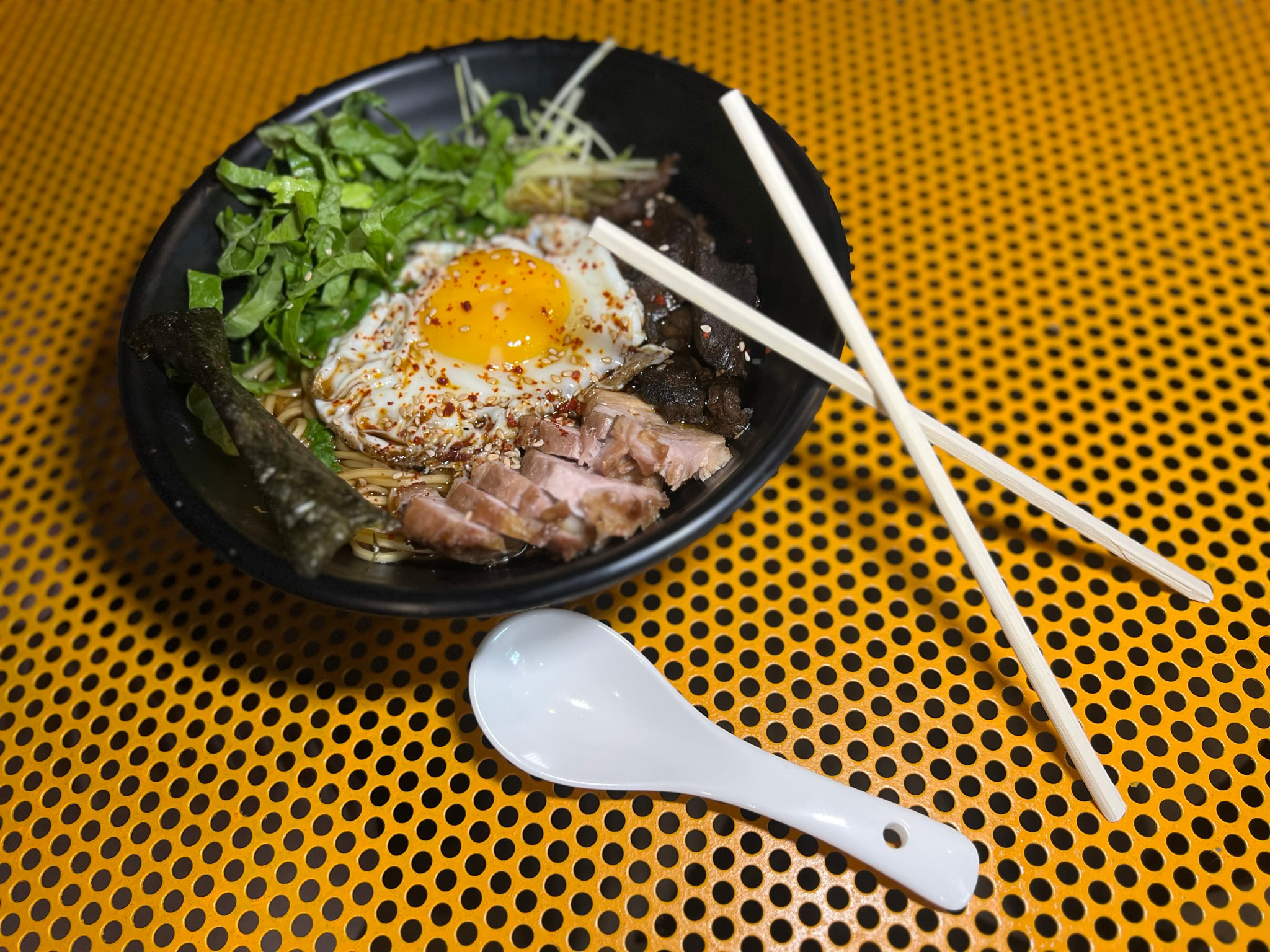 'D La Calle': la apuesta por la comida ‘divertida’ de Rafael Mora 4 Plato2 1 1