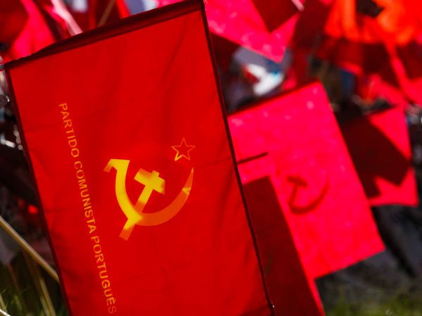 Resistir hasta el final 1 Pol-int