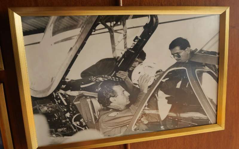 Historias de Rodrigo Borja: carreras, periodismo y tenis presidencial 3 Rodrigo Borja helicoptero 1