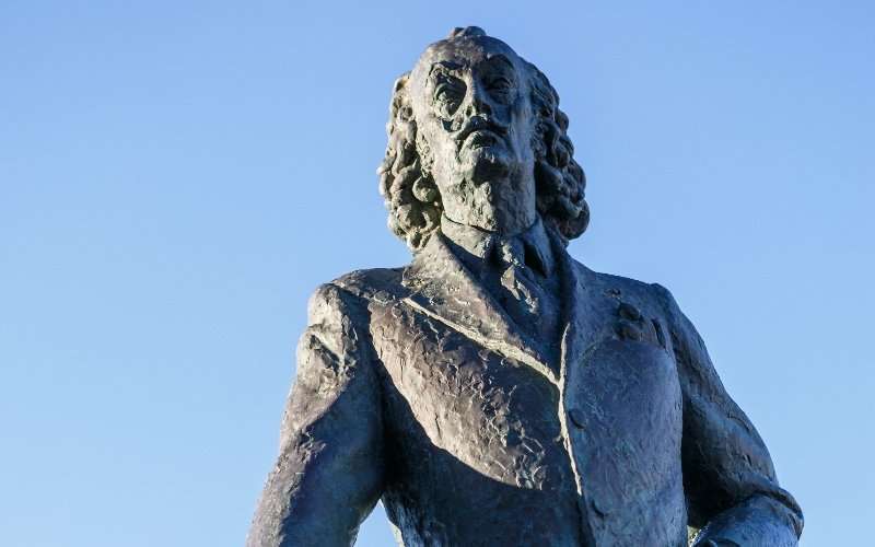 Salvador Dalí: el genio surrealista 1 Salvador Dalí