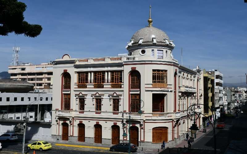 Resucita el teatro León de Riobamba 5 Teatro León Riobamba