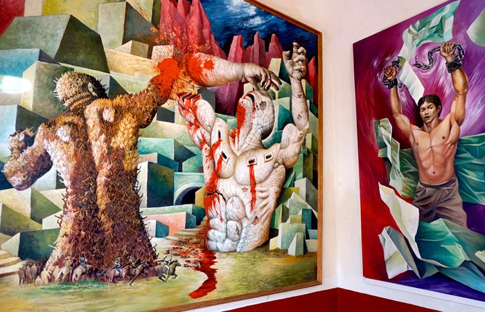 Tortillas con mezcal. 4 La Revolución fue el tema obligatorio de los muralistas mexicanos, como lo muestran estos grandes cuadros del Museo de la Independencia de Dolores Hidalgo.