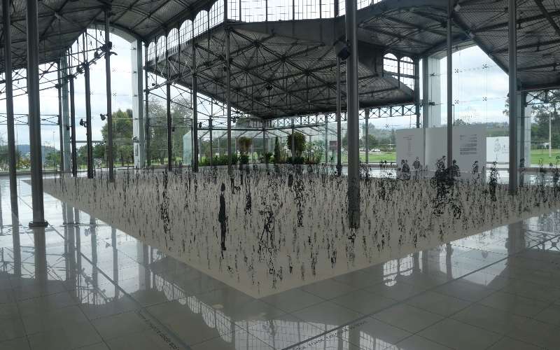 ‘Gente que vi pero no conocí’, de Zadok Ben-David 4 Zadok Ben-David arte escultura quito