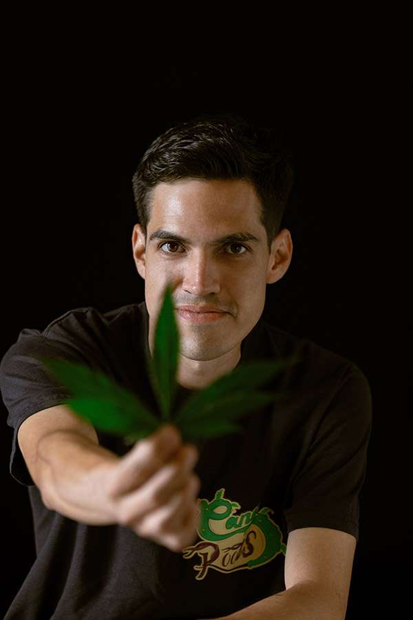 Cannabis: del hermetismo a la visibilización 1 Carlos Armas López, mentalizador y gestor de la Copa Cannábica La Perla.