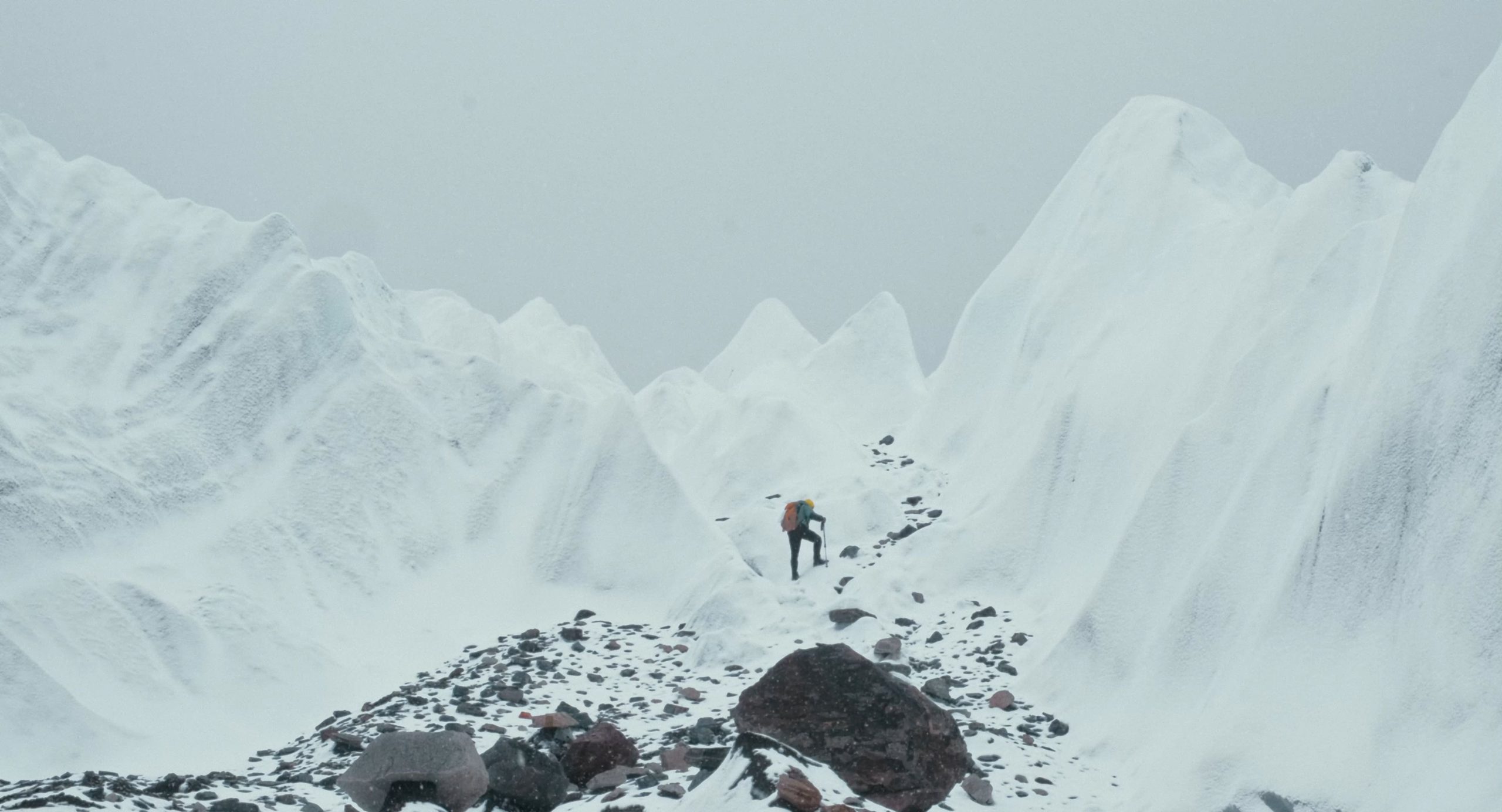 Cordero y Vallejo transitan más allá de la niebla 5 docu4 scaled