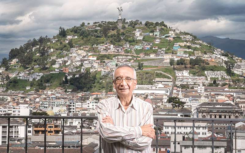 Édgar Freire y la época de oro de las librerías quiteñas 1 edgar freire libros