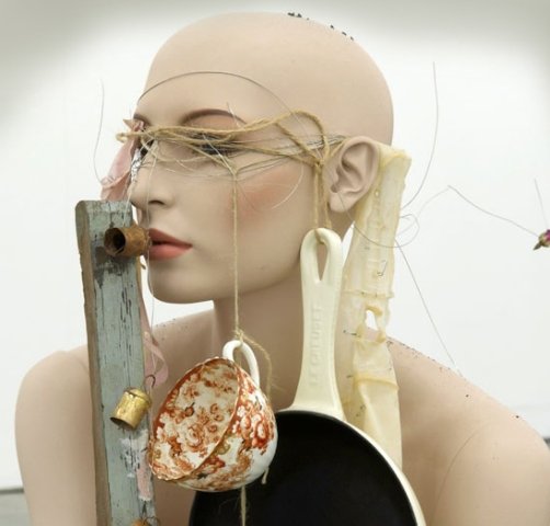 Cathy Wilkes desde el espacio y el silencio. 3 galería-0