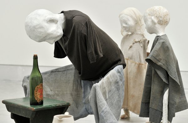 Cathy Wilkes desde el espacio y el silencio. 5 galería-7