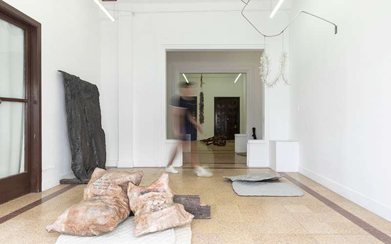 El arte contemporáneo se “centraliza” en Guayaquil 1 mantengo urgencia reconciliar