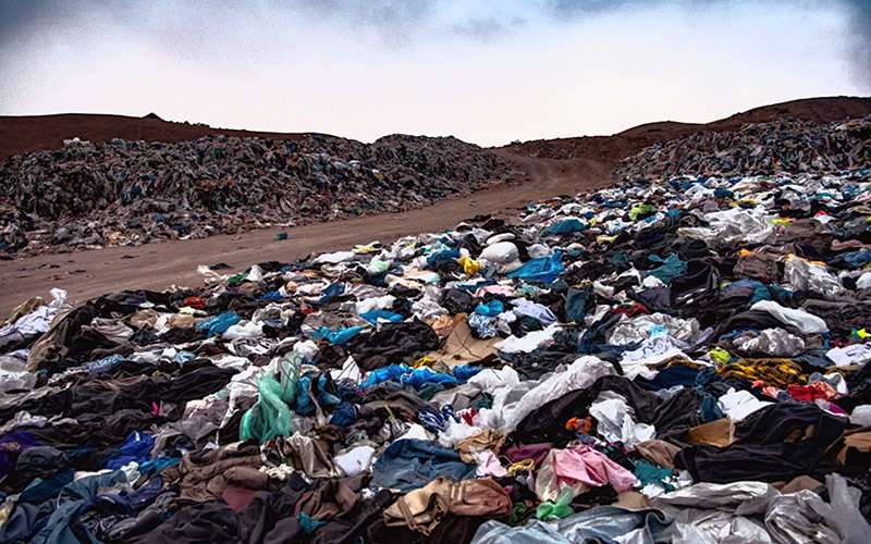 Moda desechable 1 Moda desechable. Alto Hospicio, Atacama.