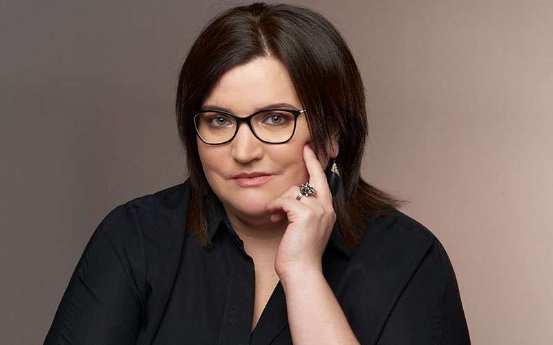 “La tecnología no son aparatos que usamos sin más; en ella hay relaciones de poder” 1 natalia zuazo politologa tecnologia