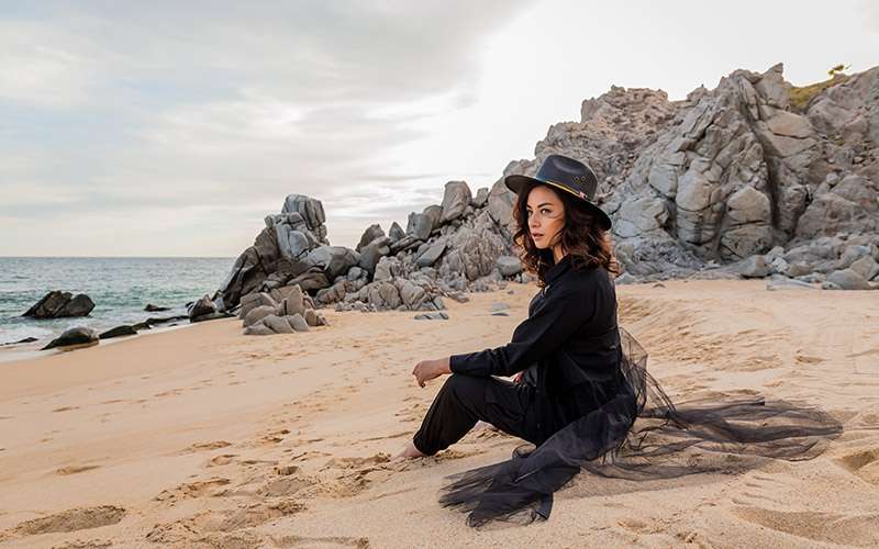 Los mundos que habitan a Paulina Aguirre 1 Paulina Aguirre