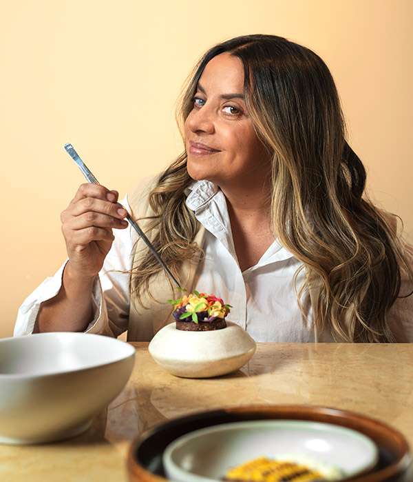 Pía Salazar o la terquedad de la comida dulce 1 Soledad Rosales.